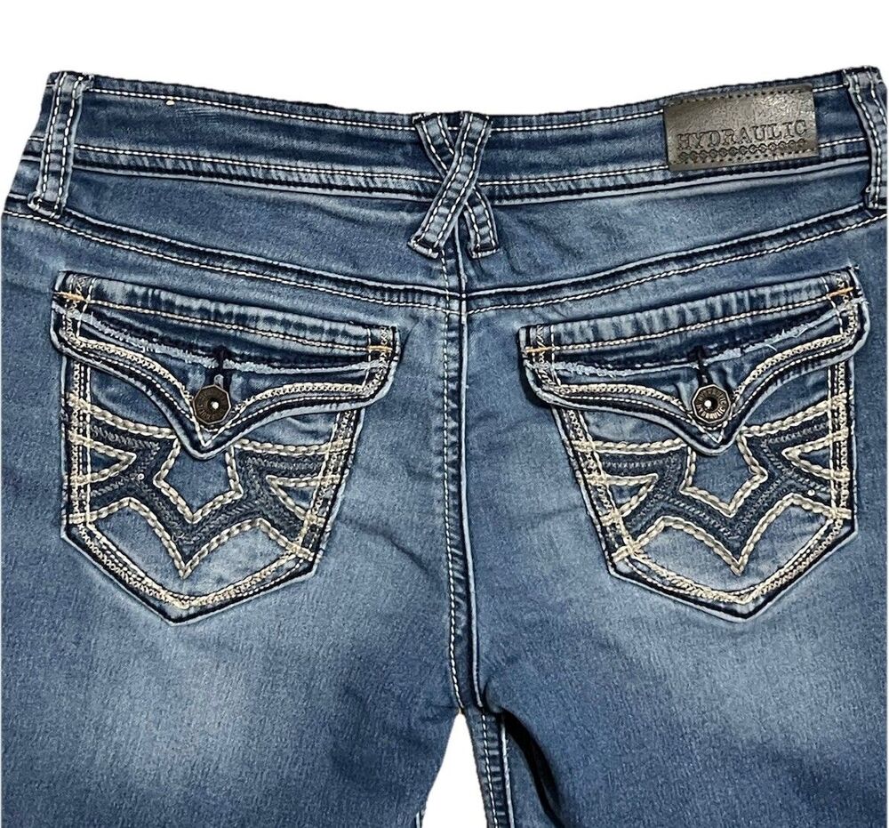 Hydraulic Bailey Low Rise Blue Denim Bermuda Shorts Embellished Size 7/8 Y2K